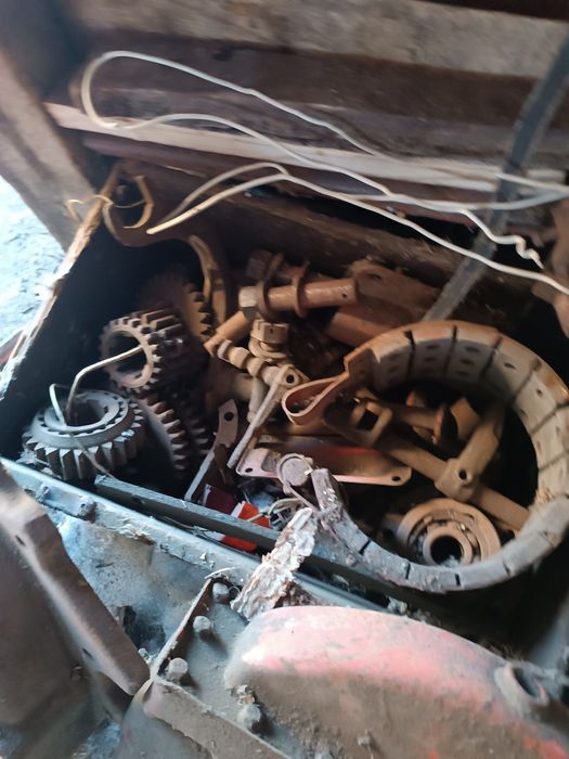 Продам запчасти на Т-25