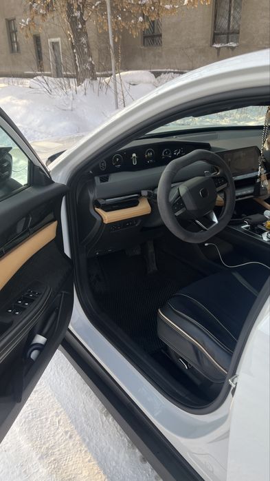 Продам Changan Uni-V