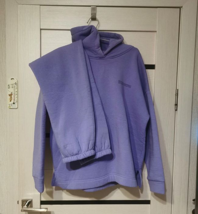 Продам спортивный костюм