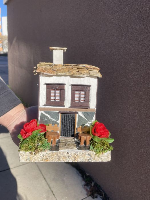 Ръчно избработени къщички, различни видове !