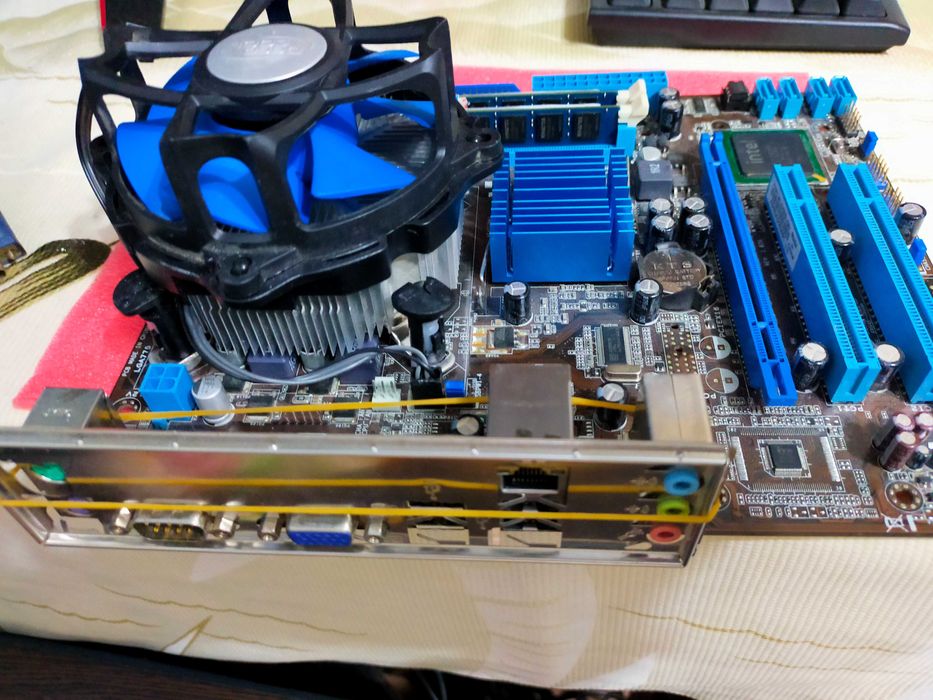 Комплекты для пк мат плата+проц+охлад