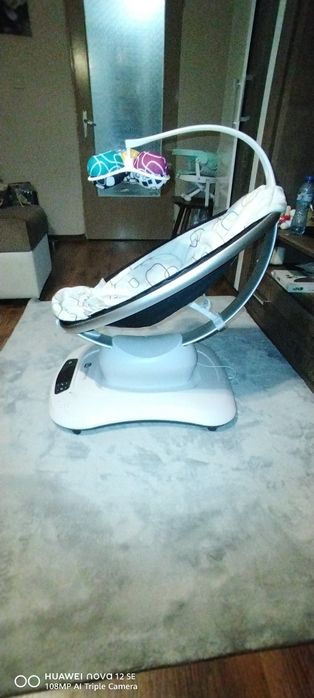 Люлеещ шезлонг 4moms