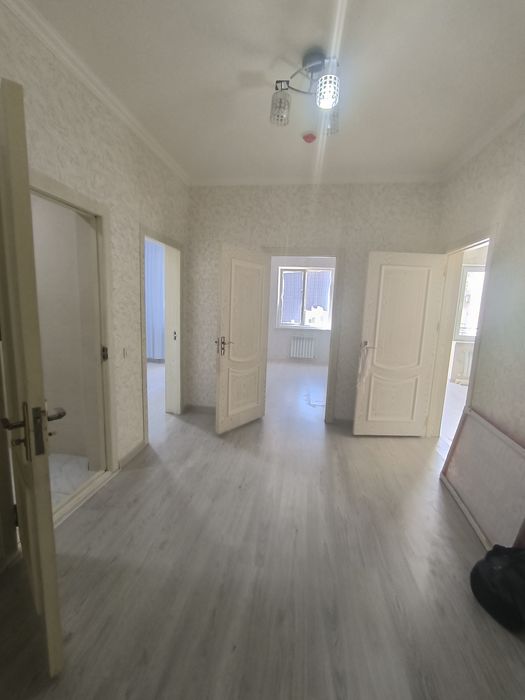 Продам квартиру Сергели 10 ходу.