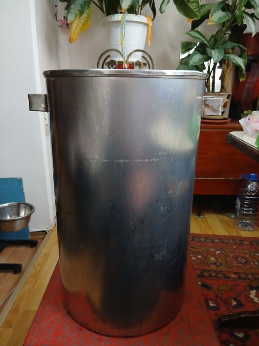 Продам бак б/у из нержавейки 30л