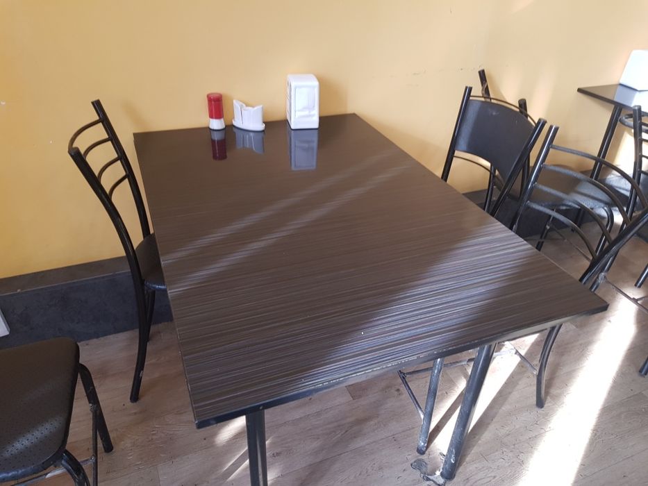 Стол стуля б/у в хорошем состоянии