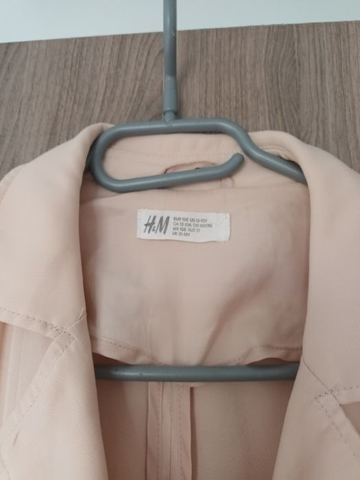 Pardesiu fetițe, H&M,12-14 ANI,50 ron