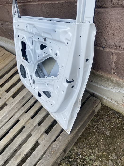 Передняя права дверь Chery Tigo 4 pro