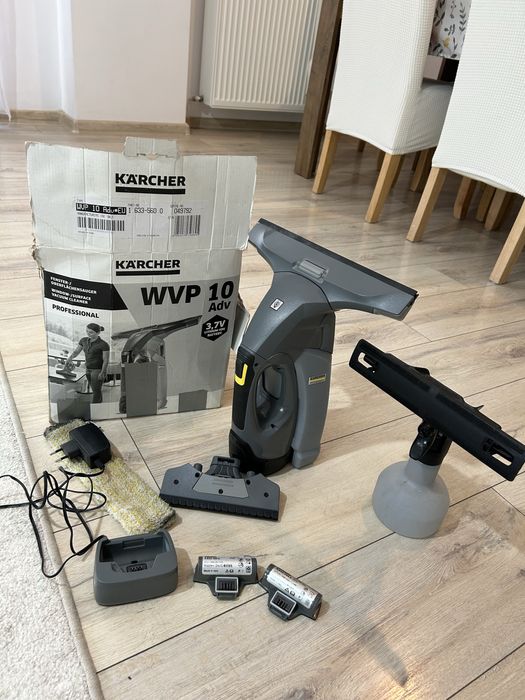 Karcher Aspirator Geamuri Profesional, model WVP 10 adv