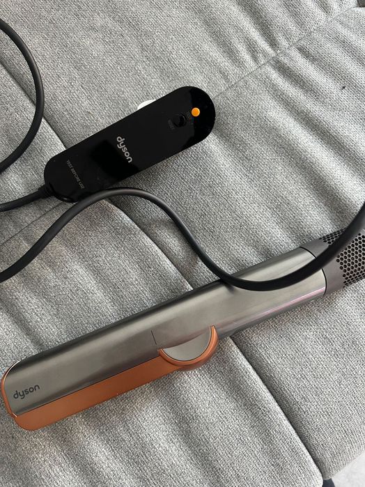 Dyson преса за коса “Дайсън”!