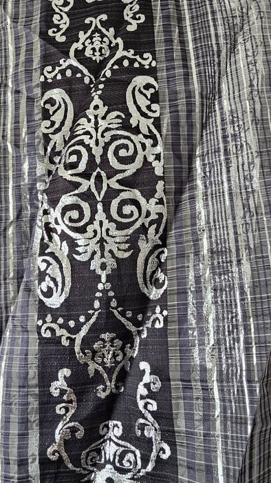 Черно тънко перде с ламена украса и тънко втора употреба бяло