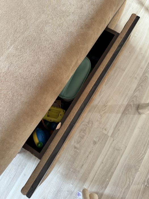 Угловой диван в отличном состоянии