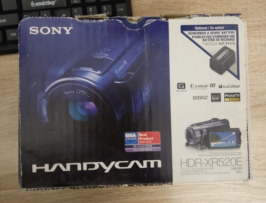 Продам видео камеру