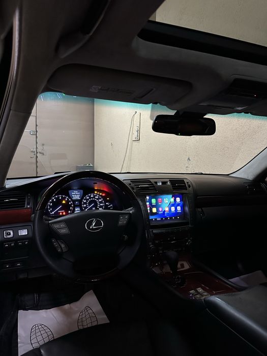 Продается Lexus LS600 hybrid 2008 года
