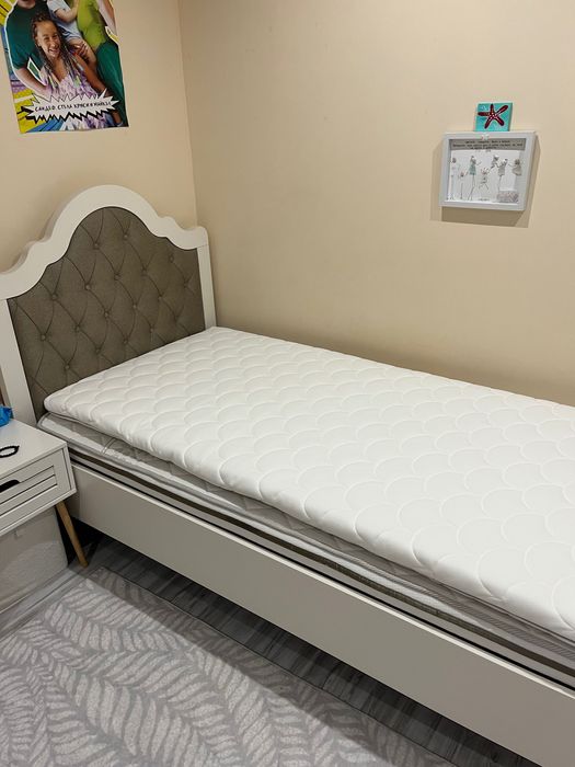 Детско легло за момиче(плюс матраците)