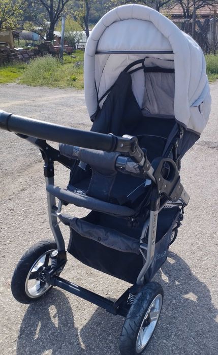 Детска количка - сива