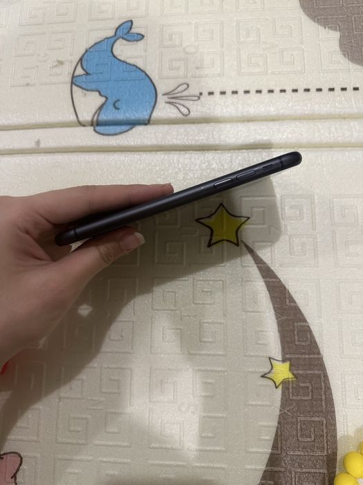 Айфон 11 в хорошим состоянии