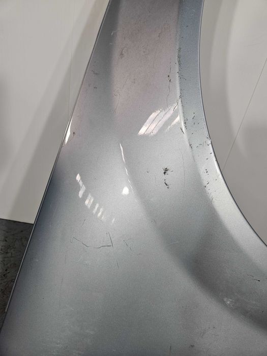 Оригинален десен калник Mercedes C W204 Мерцедес Ц класа в204