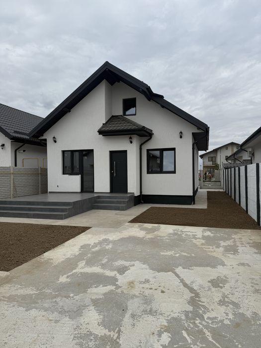 Casă de vânzare în orașul pantelimon