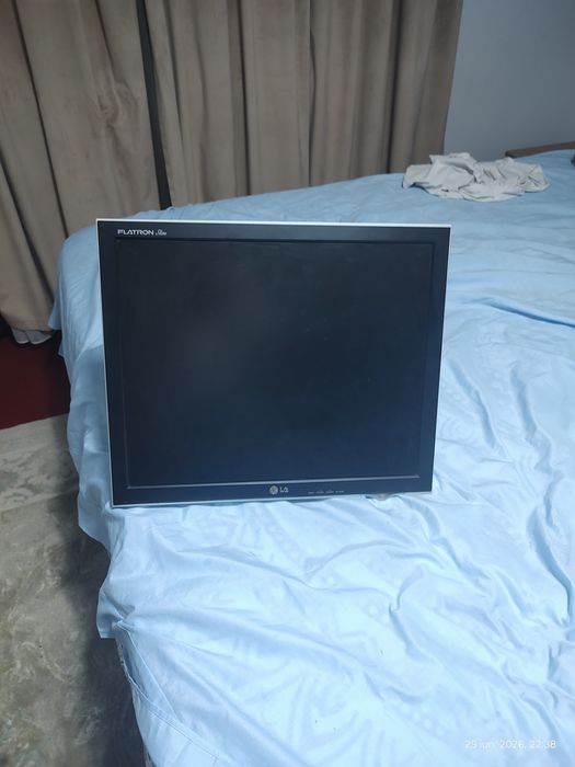 Pc : placă de bază maximus a extreme 775.  Doar cash