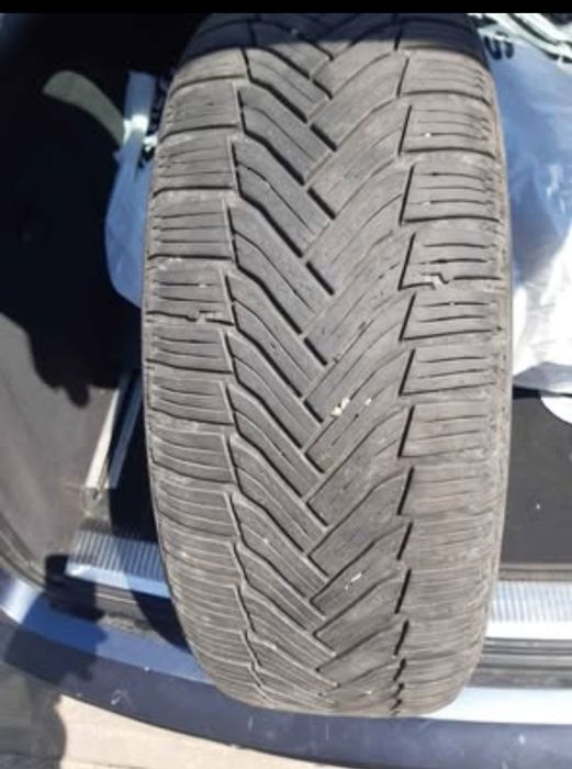 Vand anvelope de iarnă Michelin