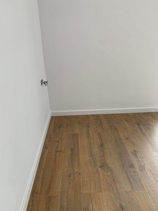 Montaj parchet si plintă.