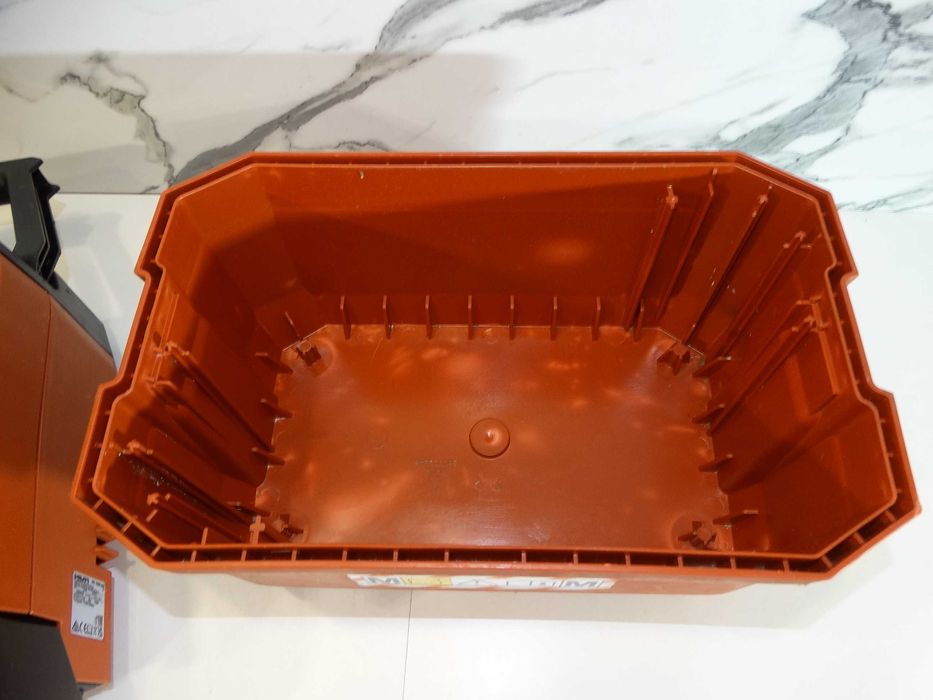 Hilti VC 10M - 22 / Nuron - Акумулаторна прахосмукачка с изтупване