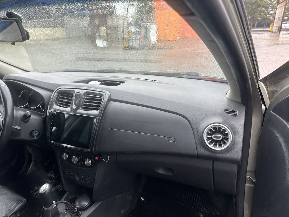 Renault logan 1.6 кпп 5 мех