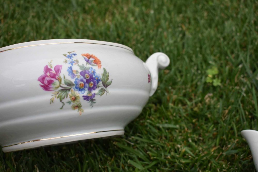 супник ,плато и сосиера