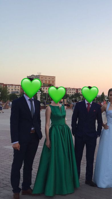 Вечернее платье