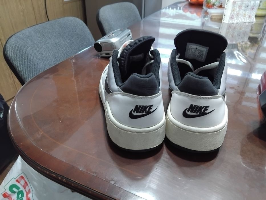 Оргинални мъжки маратонки