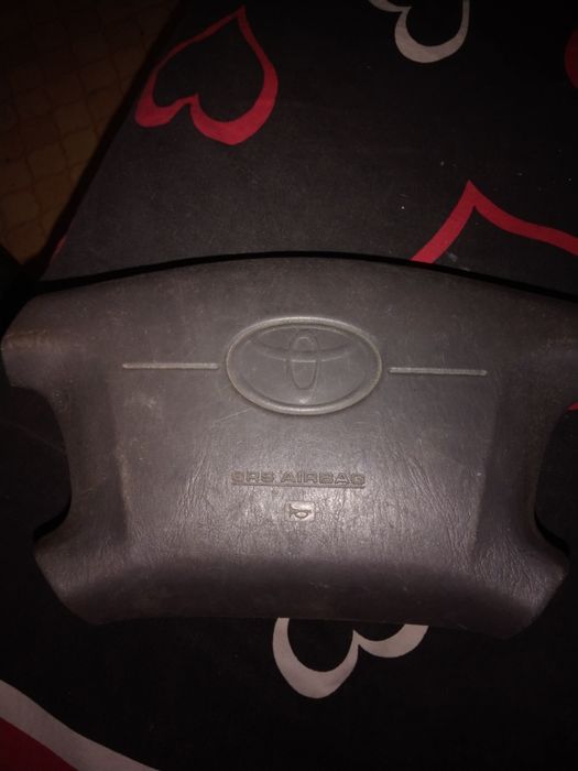 Срочно продам запчасти на Тойота