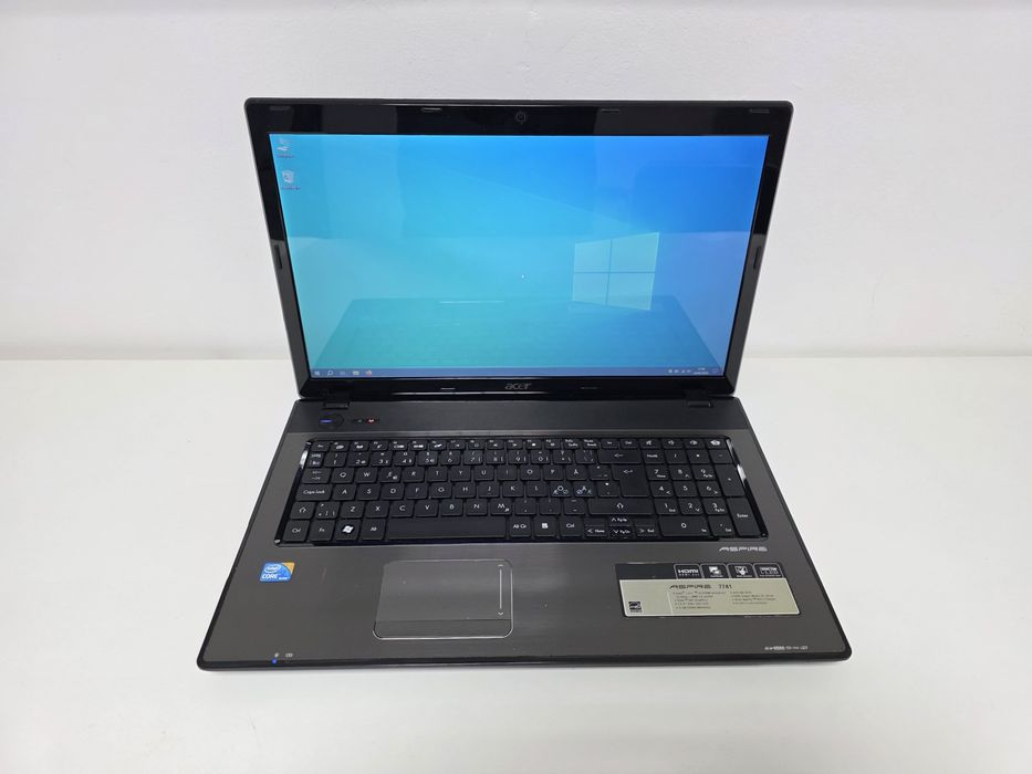 Laptop Acer ca NOU display MARE i3 SSD cu GARANTIE