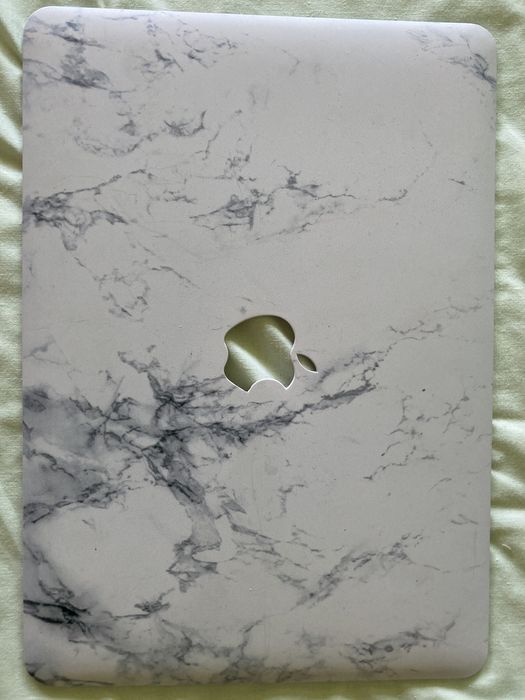 Carcasa protectie Macbook