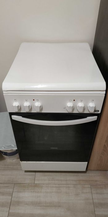 Печка Зануси / Zanussi /