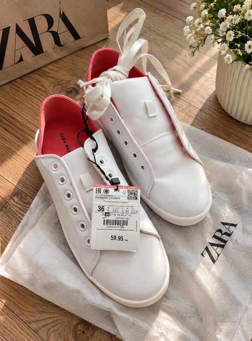 ZARA нови летни бели кецове
