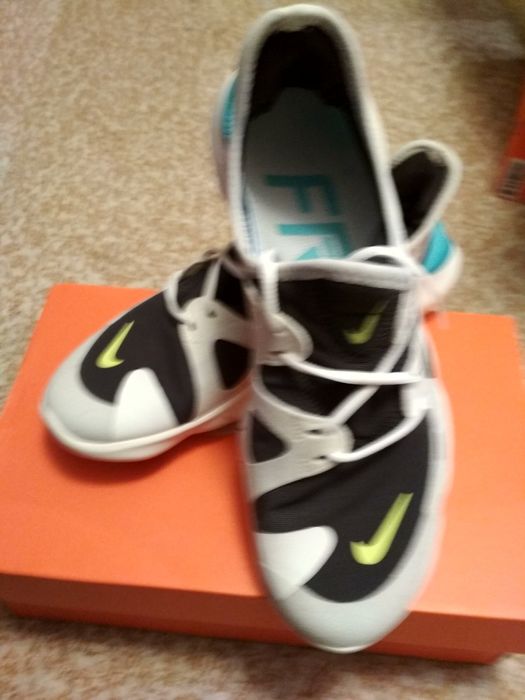 Adidași Nike Free originali