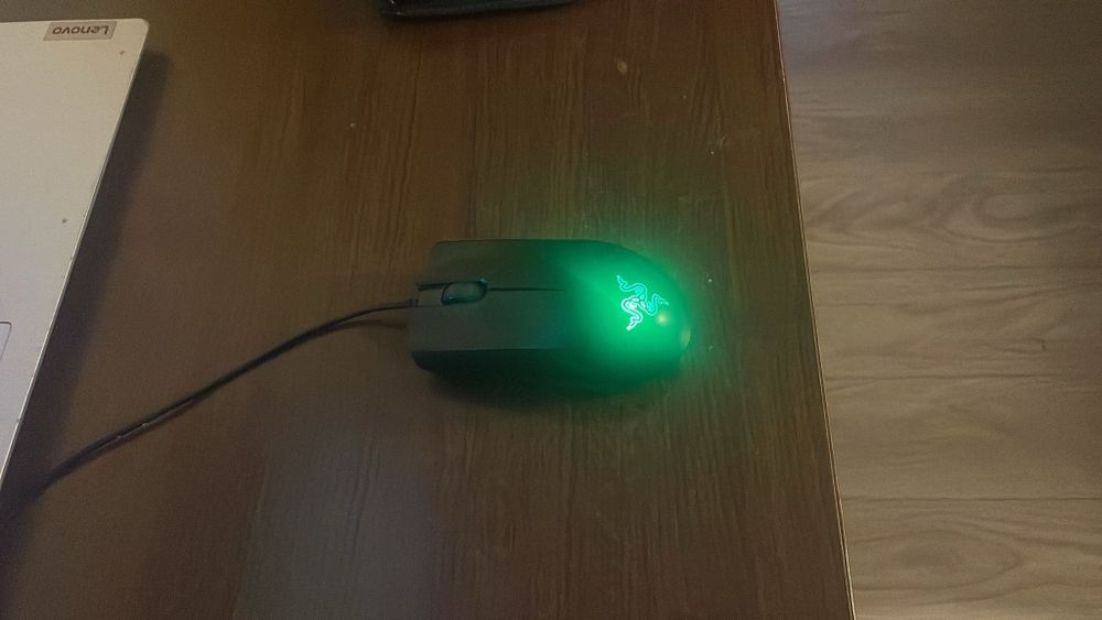 vand tastatura gaming si mouse de gaming