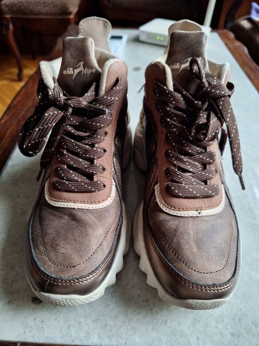 Runners Antilopa ANT-202, Кафяв