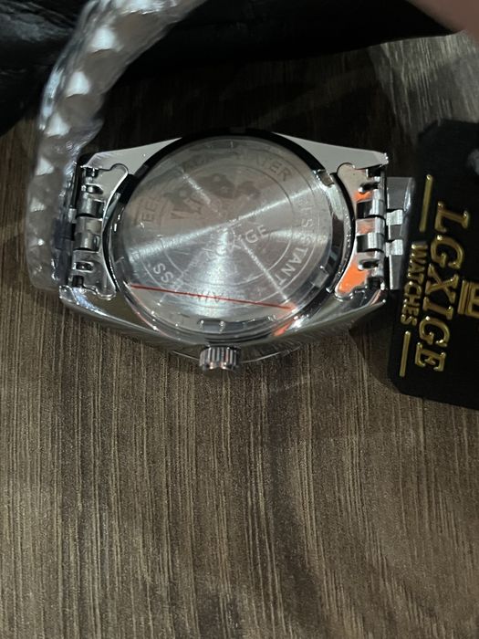 Часовник Rolex Нов