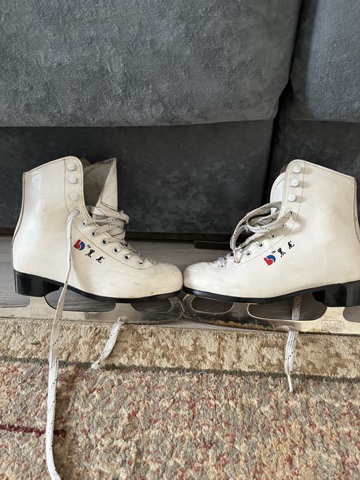 Продам коньки 34 размера