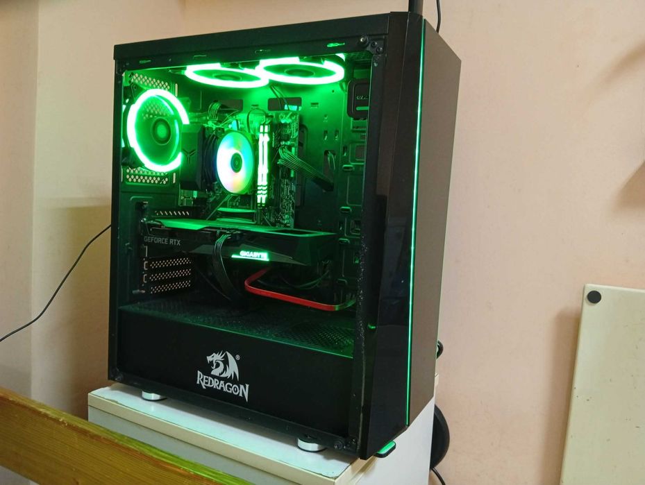 Настолен компютър