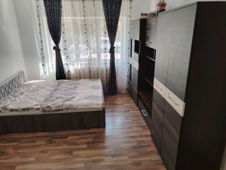 Închiriez apartament 2 camere ampoi 3