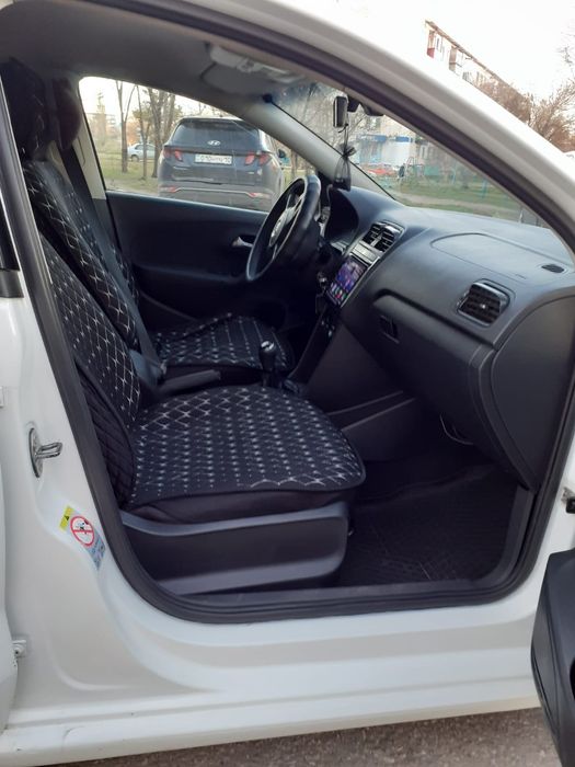 Продам машину Polo