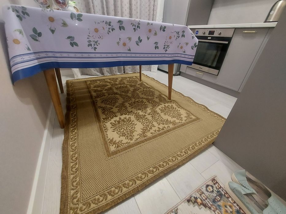 Циновка отдаю бесплатно