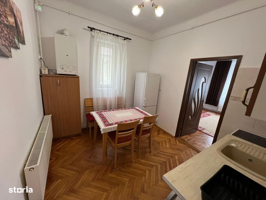 Ap.1 camera la casa, se accepta si animale de companie,zona P-ta Cluj