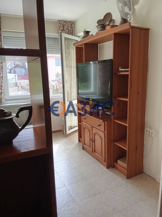Продава се Двустаен апартамент в Свети Влас - 65 кв.м за 687 €/кв.м - Снимка #6