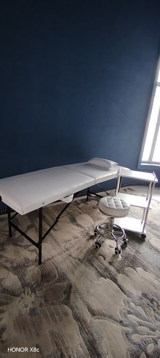 Kushetka etajerka stul