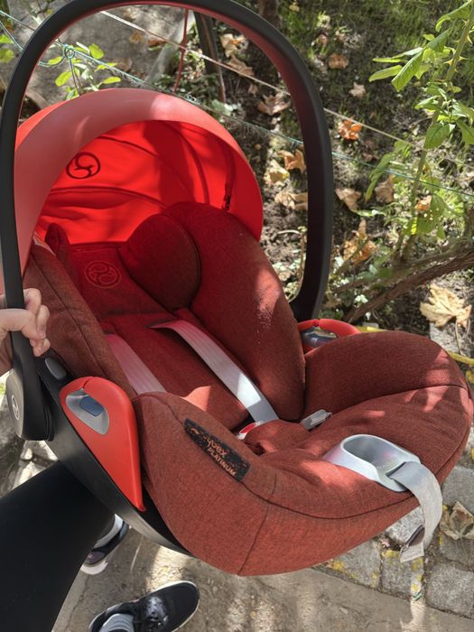 Cybex platinum Z i size столче за кола и кош