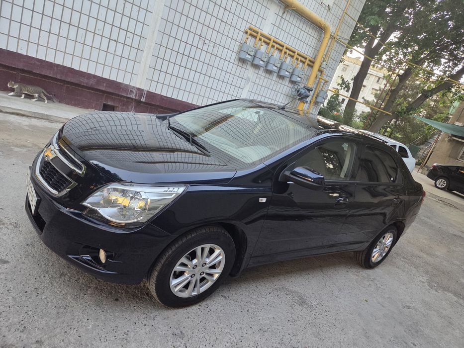 Машина Cobalt 2024