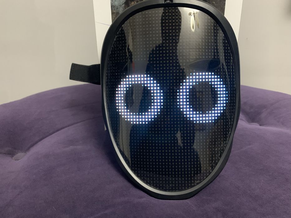 LED Маска Shining Mask — Программируемая (Bluetooth + Приложение)